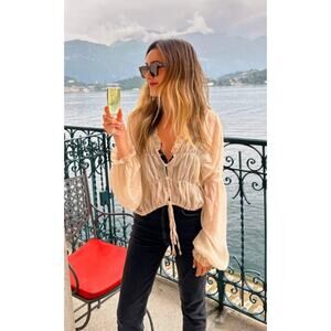 NWT Sndys Bali Top Cream, Medium